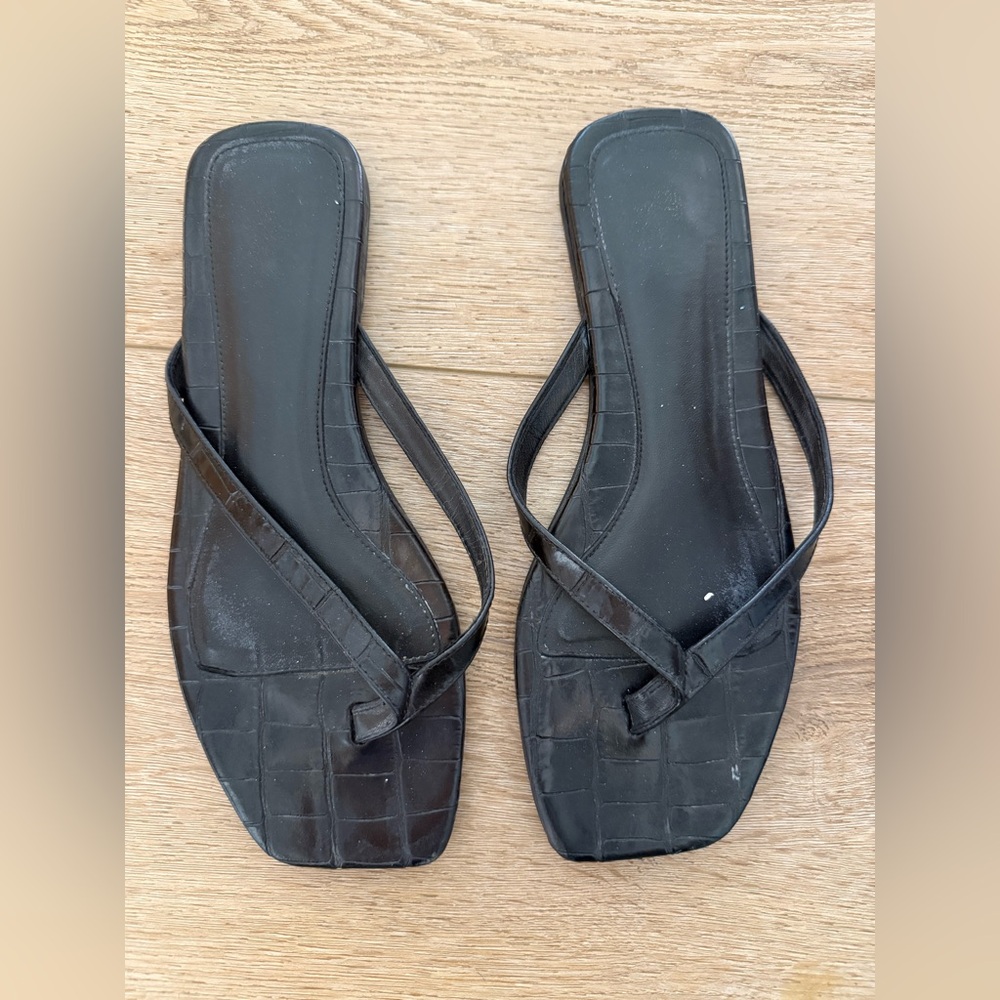 Toteme Croc Sandals - Picture 4 of 6